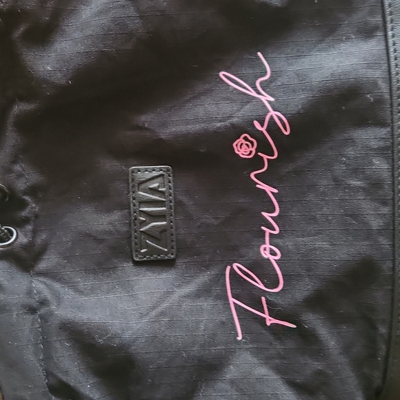 ZYIA black small purse with pink FLOURISH lettering - Picture 2 of 9